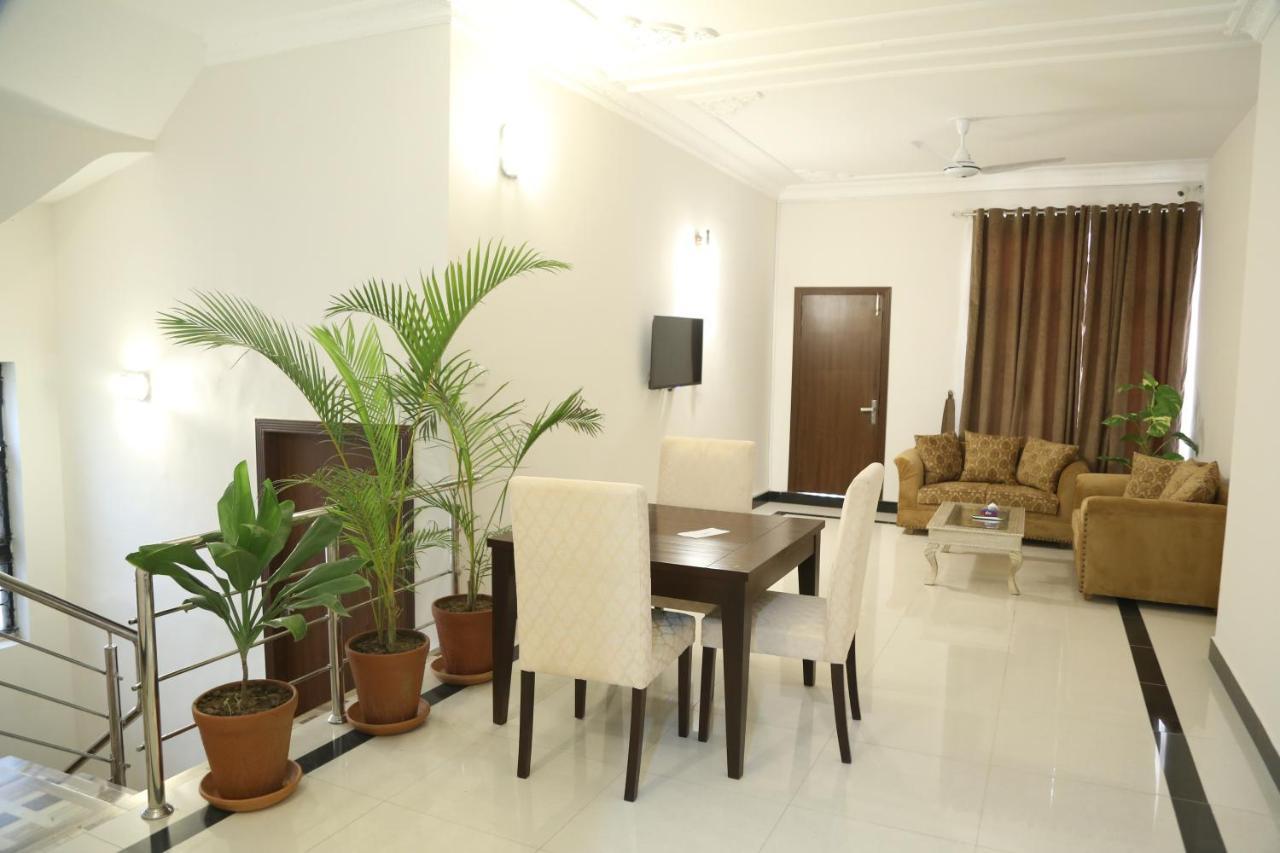 Royal Grace Guest House Islamabad Exterior photo