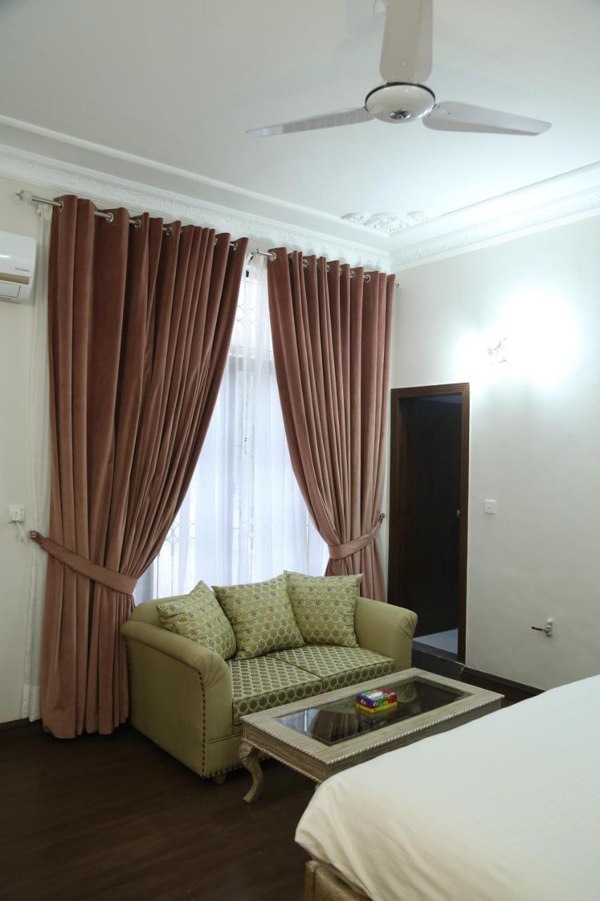 Royal Grace Guest House Islamabad Exterior photo